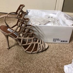Nude Steve Madden heels